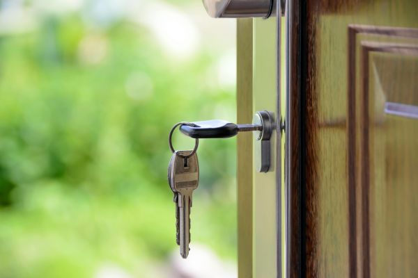 Buy A Home in USA © Lake Hickory Realty, LLC